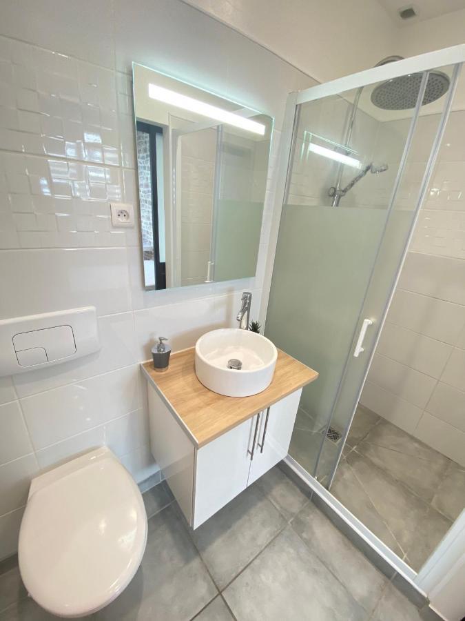 Le Remois - Charmant T2 - Renove - Parking - Cour Privative - Wifi Reims Luaran gambar